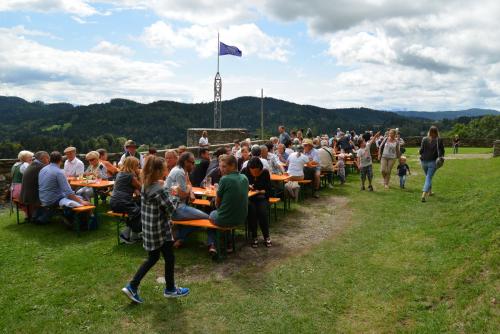 Feiern auf der Burg